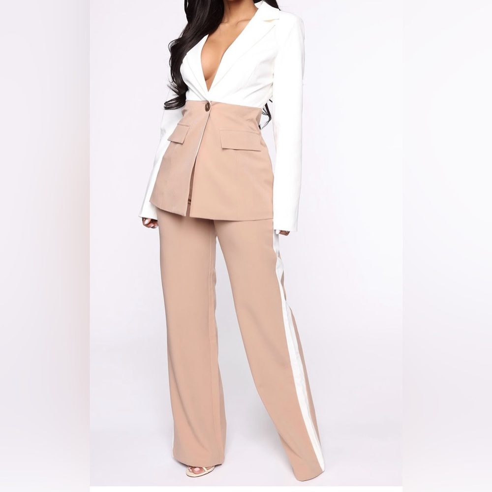 Fashion Nova Two-Tone Beige Wide-Leg Pants with White Side Stripe